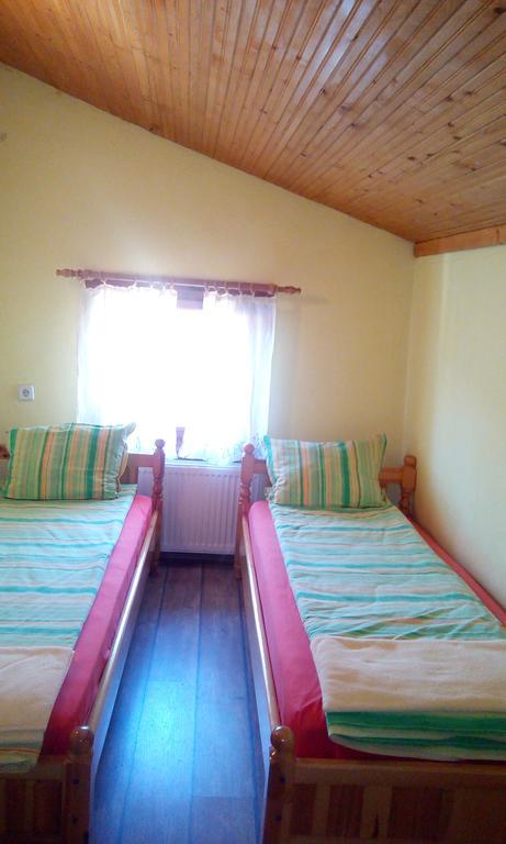 Guest House Lorian Маджаре Екстериор снимка