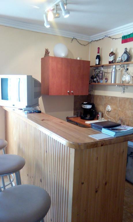Guest House Lorian Маджаре Екстериор снимка